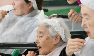 日本老龄化程度居全球第一