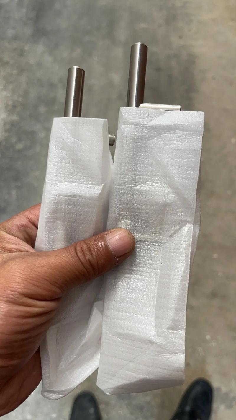 不锈钢把手（不锈钢把手生锈怎么处理）