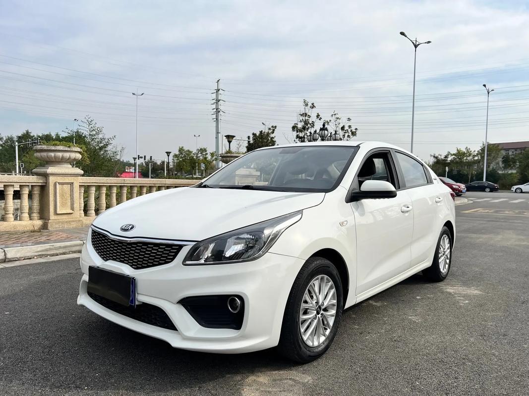 k2汽车（k2汽车价格及图片）