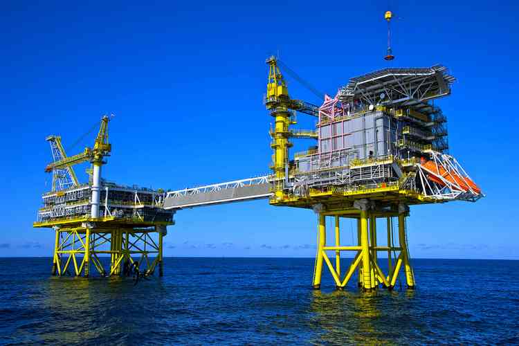 分析：美国战略石油储备最早5月中旬才能抵达亚洲紧缺地区