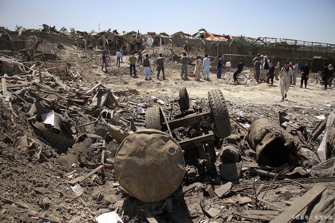 一架美国空中加油机在伊拉克西部坠毁