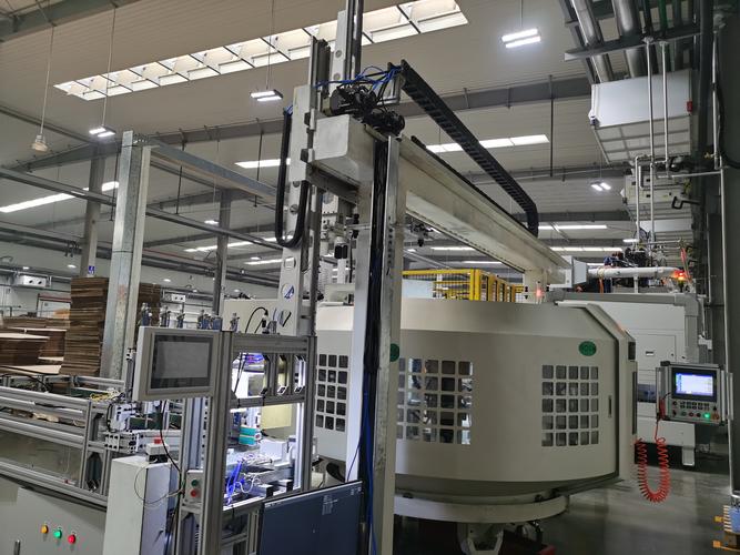 天润工业：公司专注于发动机核心零部件生产，不从事整机制造