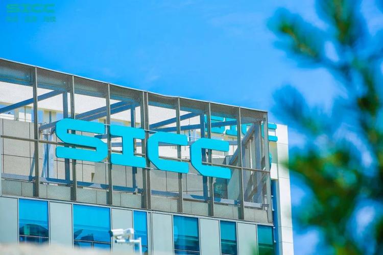 天岳先进：公司上海临港工厂二期8英寸碳化硅衬底扩产计划正在推进中