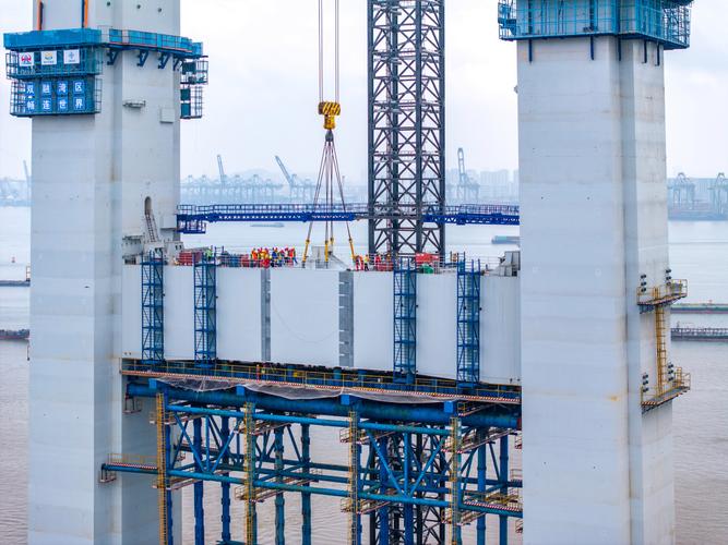 狮子洋大桥主塔钢壳完成厂内制造