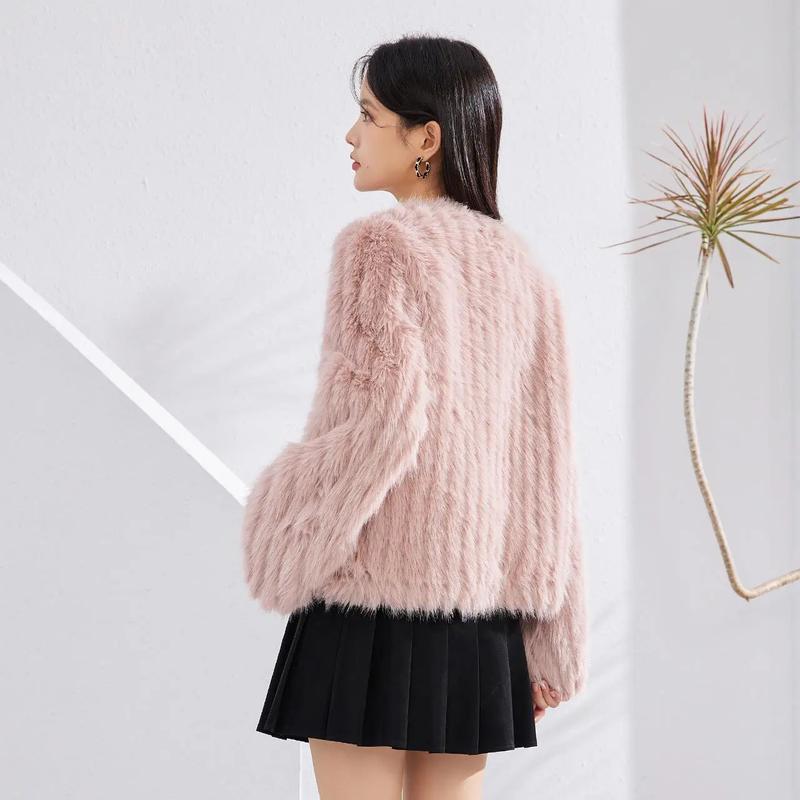 爱依服登黑猫投诉2025年服饰榜黑榜：爱依服裤子只穿一次起球商家称正常