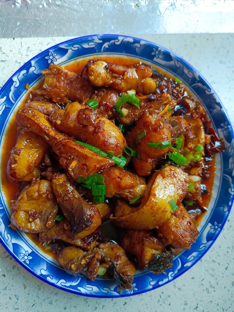 红烧鱼块的做法（豆瓣酱红烧鱼块的做法）