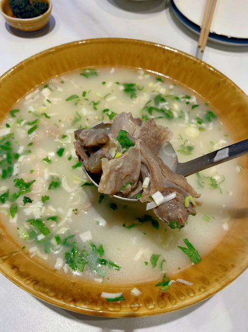 羊肉汤的做法视频（羊肉汤怎么做好喝视频）