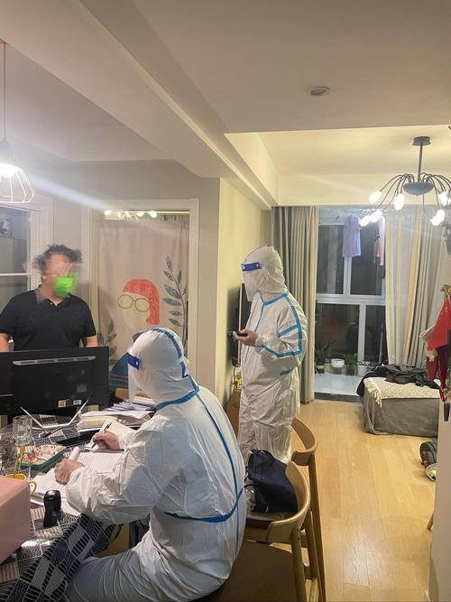 凌晨实探“漂白鸡爪”涉事企业!两家公司连夜被查!监管部门凌晨3点灯火通明