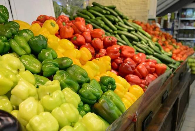 凌晨实探“漂白鸡爪”涉事企业!两家公司连夜被查!监管部门凌晨3点灯火通明