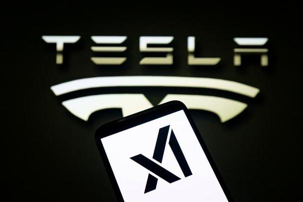 特斯拉“Cybercab”名称遭遇阻碍：对手竟是一家法国饮料公司