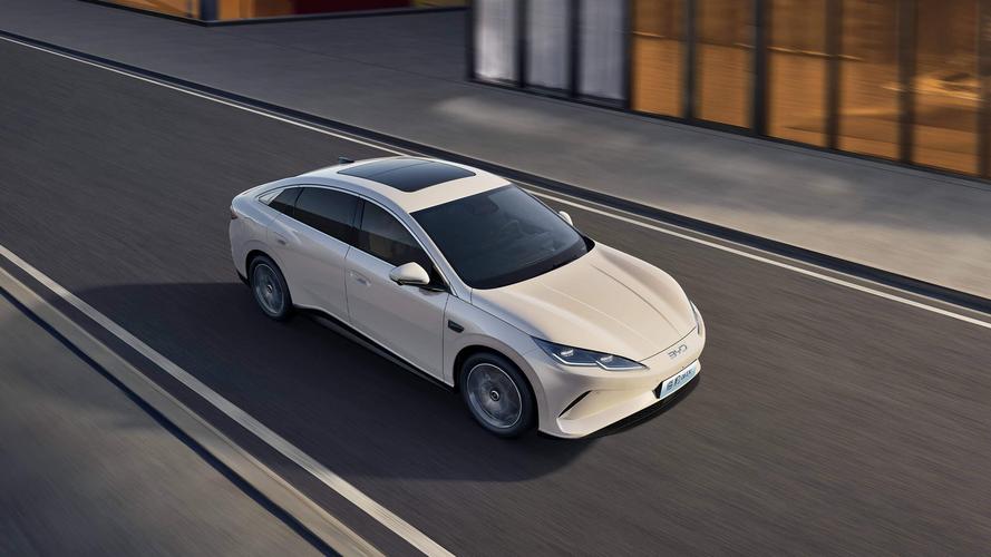 比亚迪春季大规模招聘超4000名工人，最高月薪上万