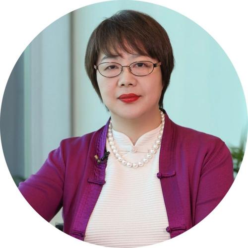 中国再保险首位女总裁就位，朱晓云任职资格获批