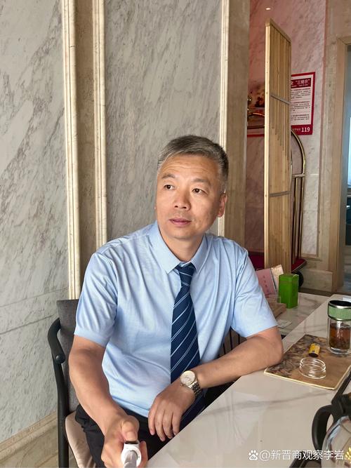 国银金租：靳涛因工作调整辞任副董事长、执行董事、总裁