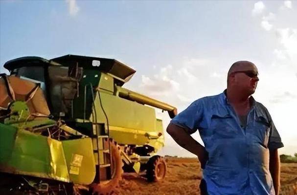 特朗普豁免《琼斯法案》以遏制油价上涨