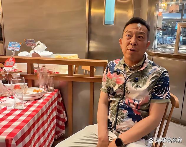 贾国龙另起炉灶！西贝推出新品牌“天边砂锅焖面”