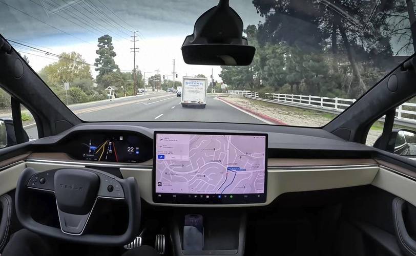 美国监管机构升级对特斯拉自动驾驶低能见度表现的调查