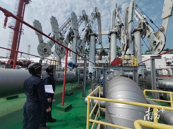 卡塔尔液化天然气工厂停运后 更多买家转向美国供应商