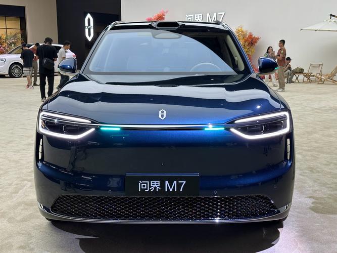 视频 | 问界M7刚提车半年就换新版，用户：问界M6价格应在预售价范围内下调两万