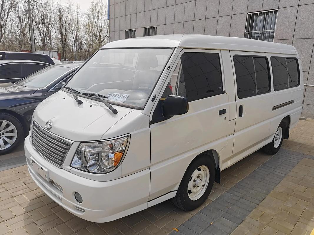 东南得利卡汽车（东南得利卡新款汽车）