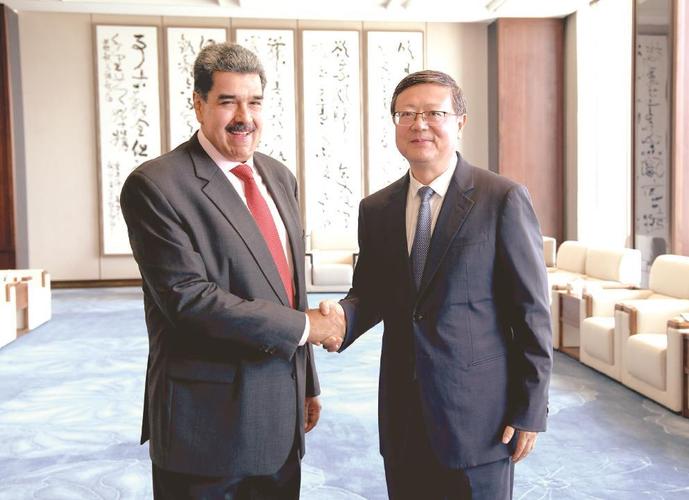 上海市与全国社保基金理事会签署战略合作框架协议	，陈吉宁龚正会见社保基金会理事长刘昆