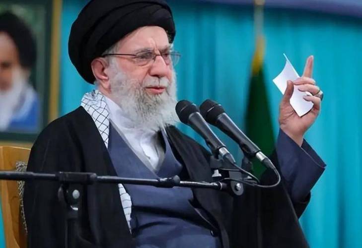 特朗普称伊朗已“完全被打败”