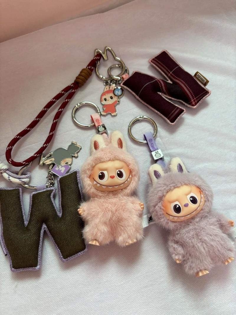 泡泡玛特下半年将推出拉布布4.0系列，艺术家联名款将于年底上市