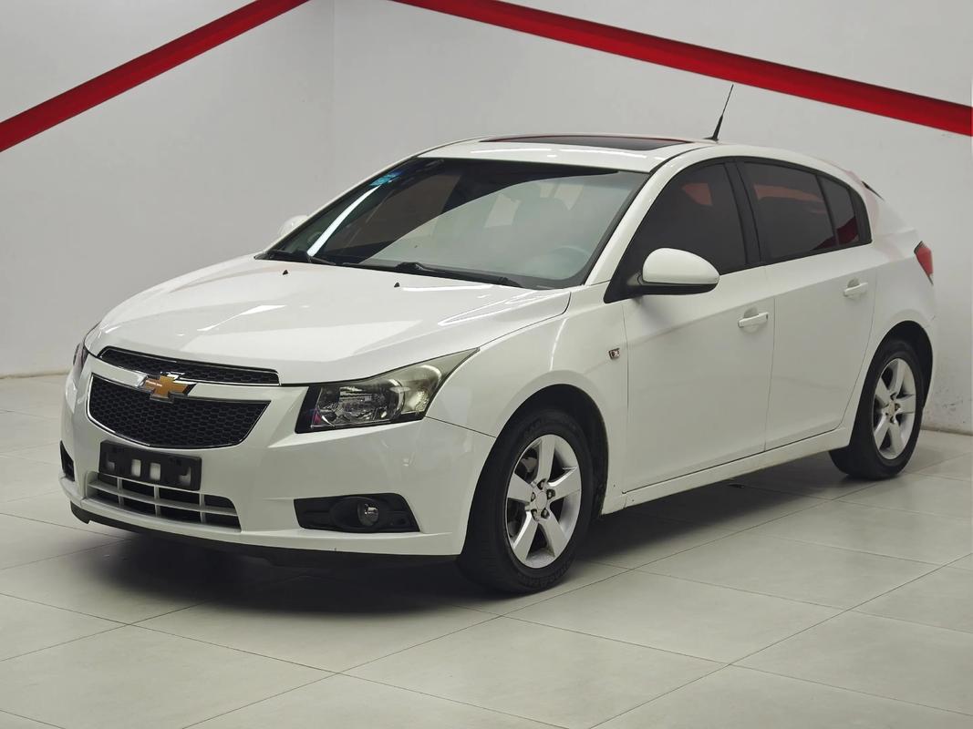 雪弗兰科鲁兹汽车报价(雪佛兰科鲁兹2021款报价)