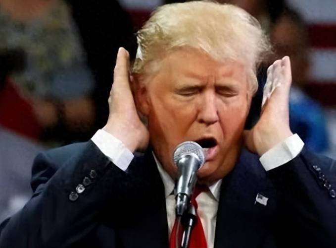 白宫：如果伊朗不接受战败 特朗普将“释放地狱之火”