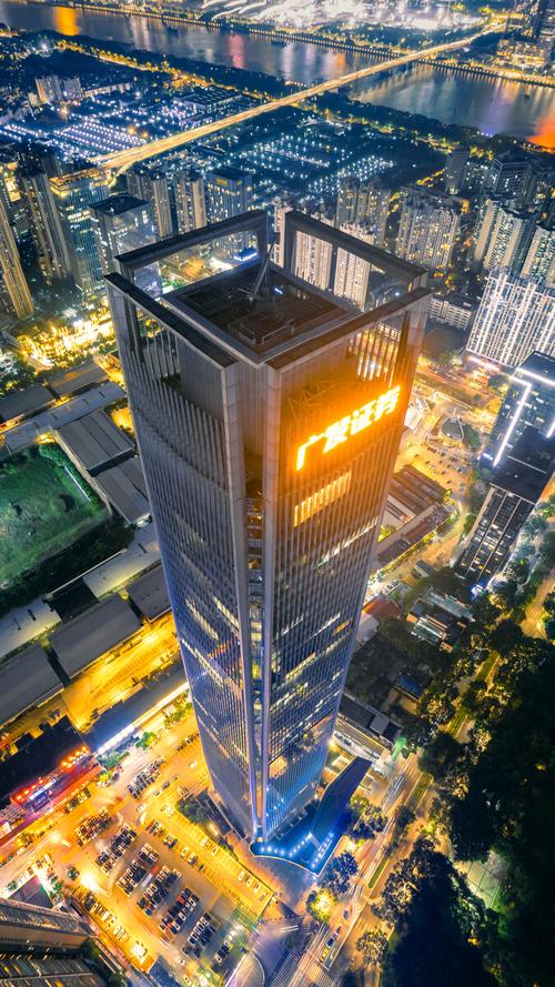 【券商聚焦】广发证券维持海底捞(06862)“买入”评级 指副牌及外卖业务快速成长